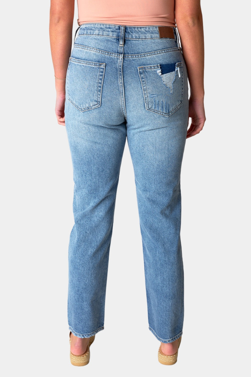 Tracey Distressed Straight Jean - Medium Wash