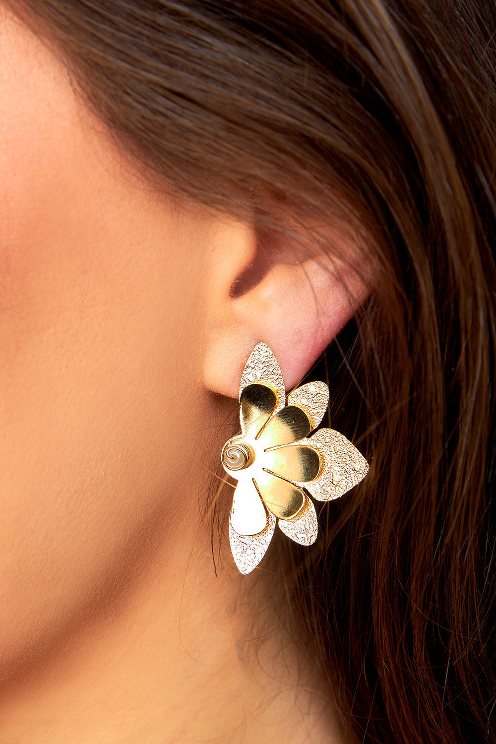 Half Margarita Stud Earrings - Gold