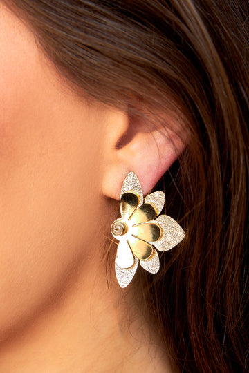 Half Margarita Stud Earrings - Gold