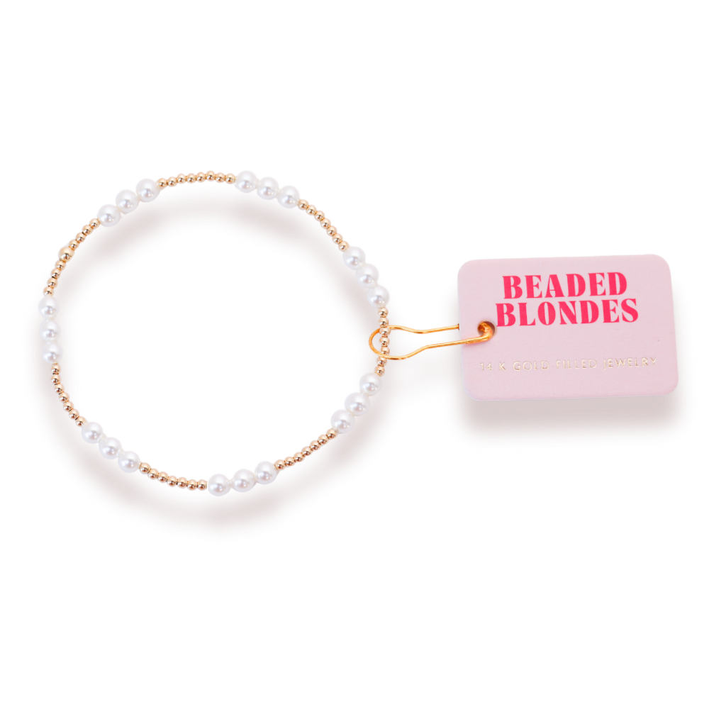 ILY Pearl Bracelet in Gold