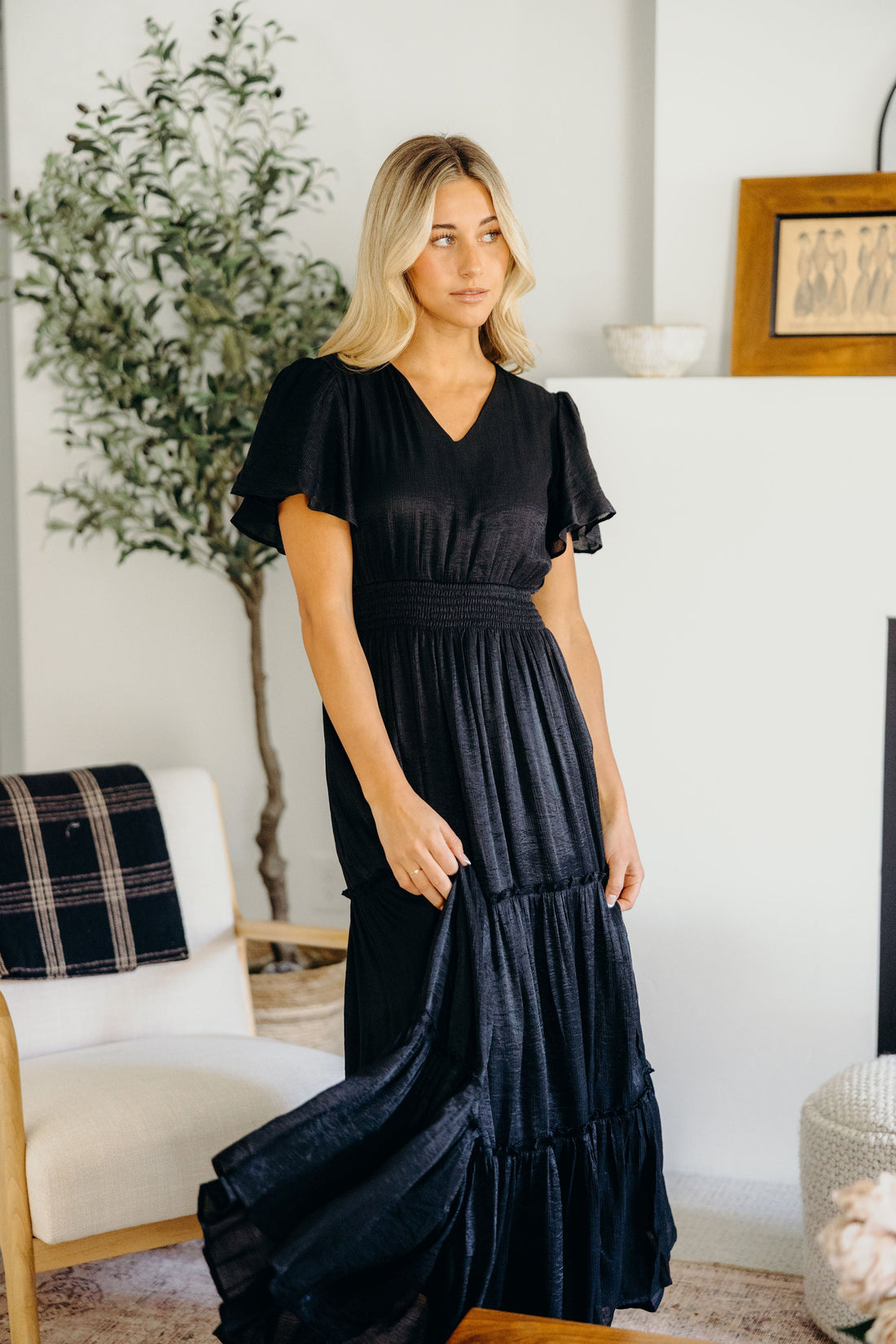 THE TAYLOR IN BLACK