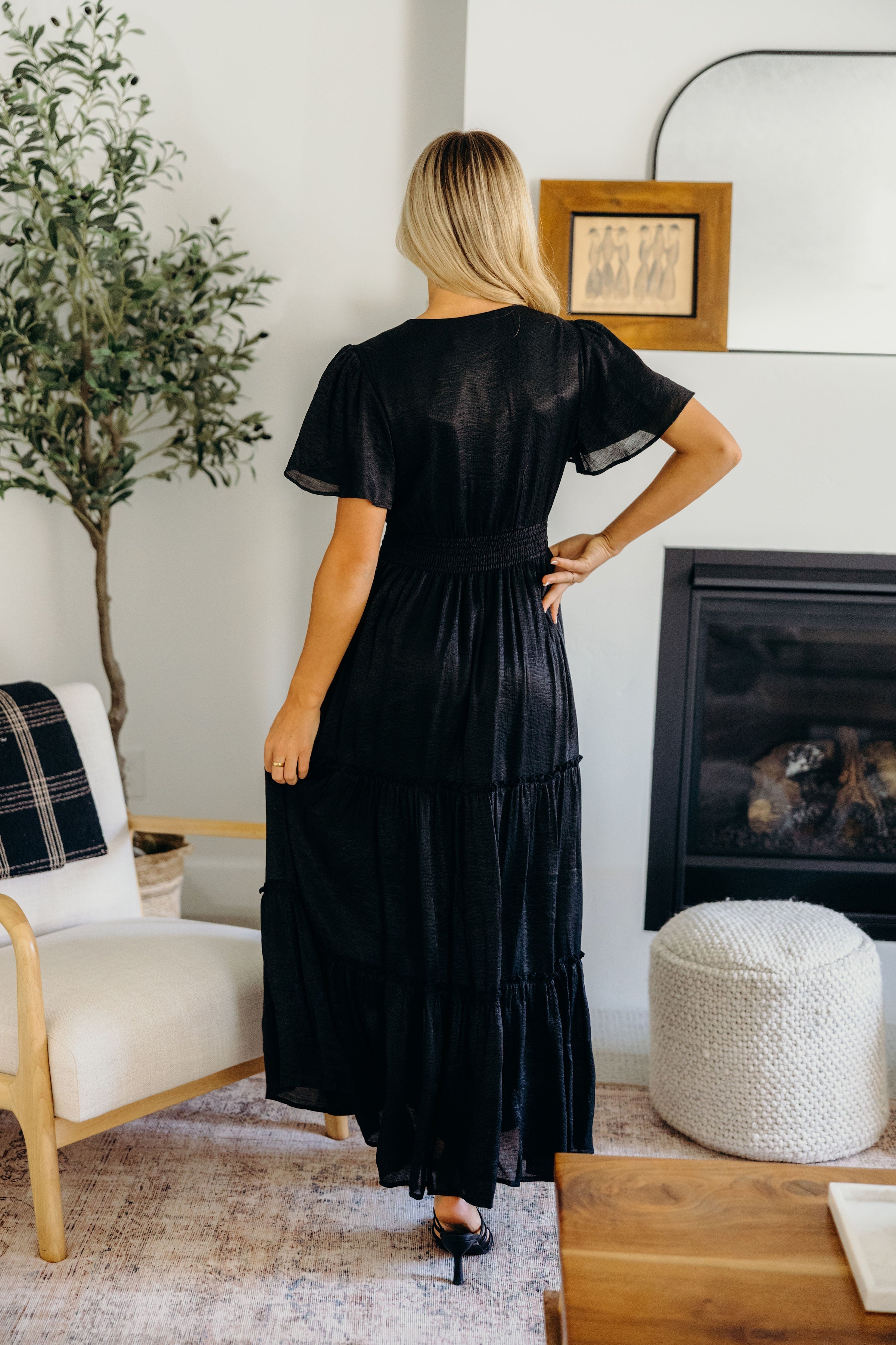 THE TAYLOR IN BLACK
