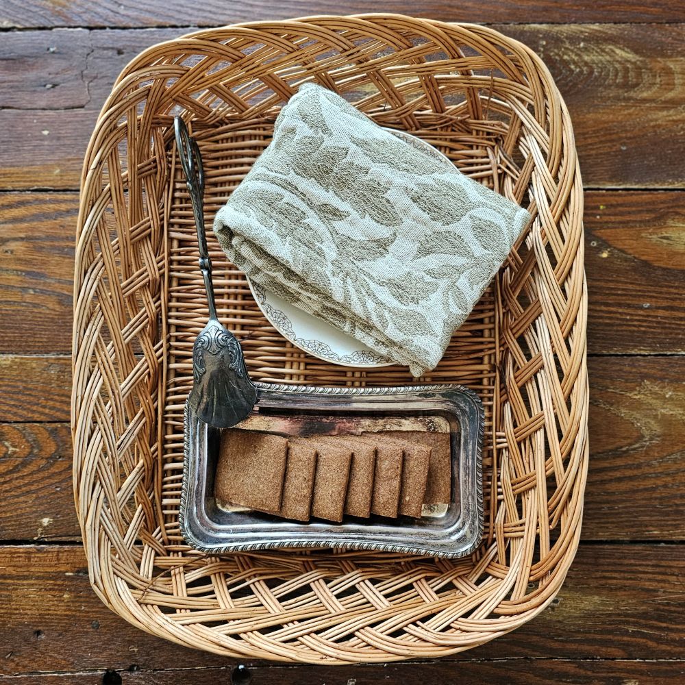 Braided Basket Tray