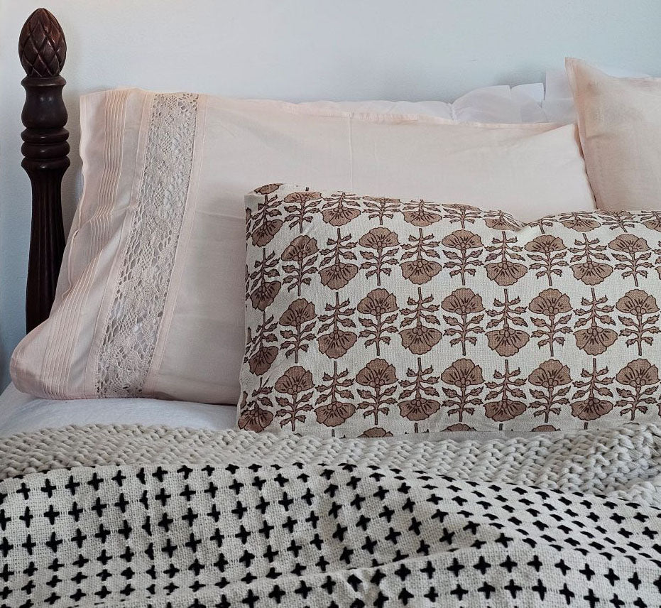 Vintage Style Crochet Lace and Pleated Edge Pillowcase Set Peach