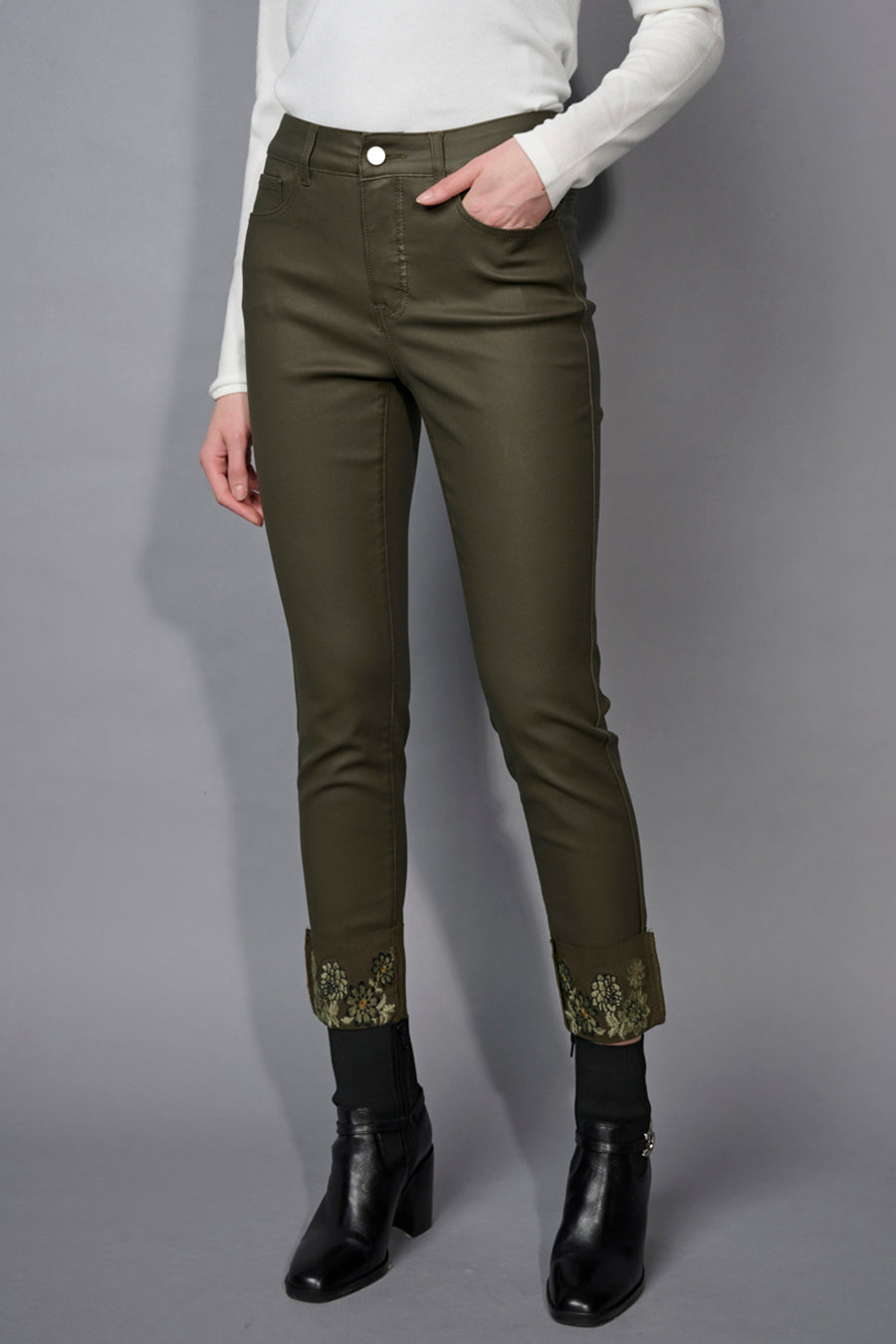 Embroidered Cuff Jeans
