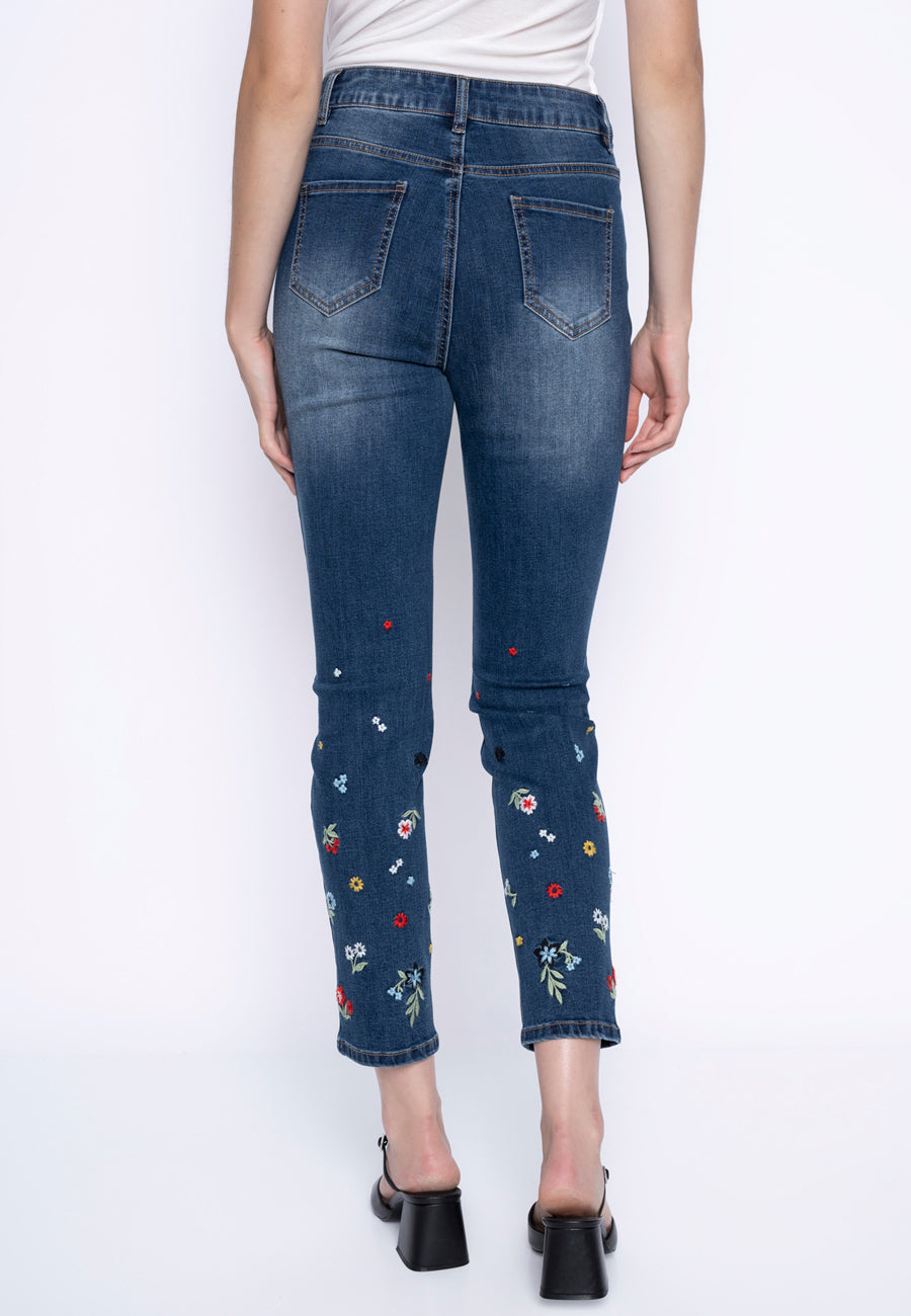 Flower Embroidered Ankle-Length Jeans