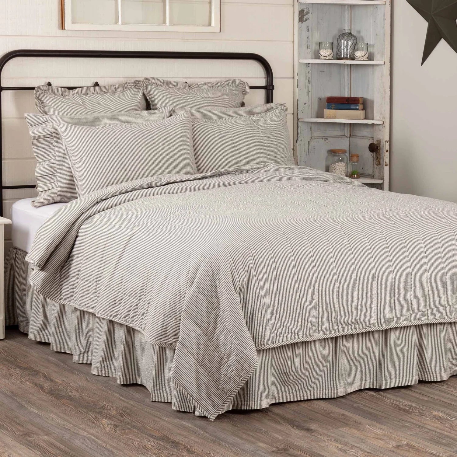 Portsmouth Blue Ticking Stripe Quilt