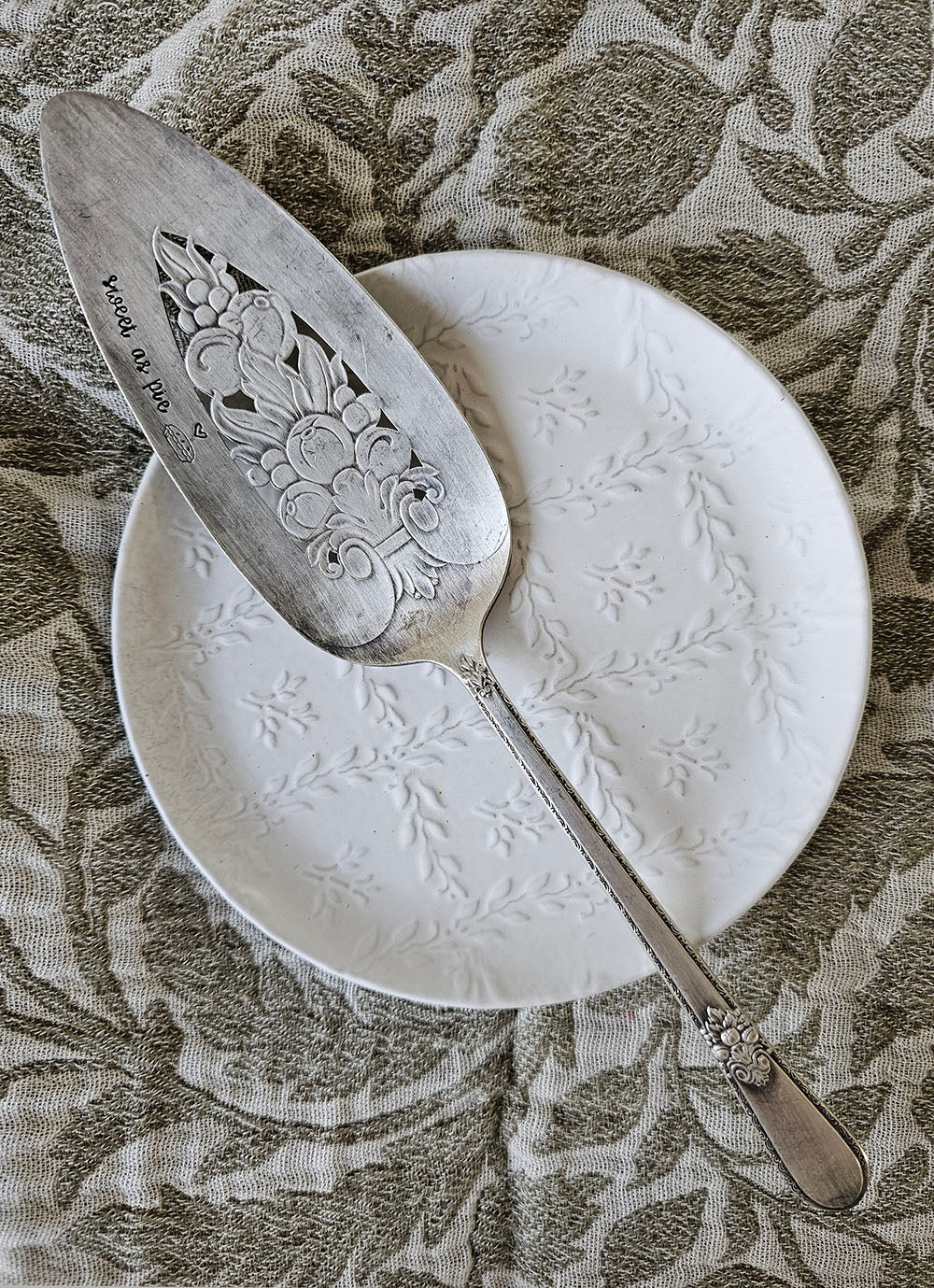 Sweet As Pie Vintage Pie Server