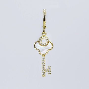 Twinkle Key Gold Charm CH-44