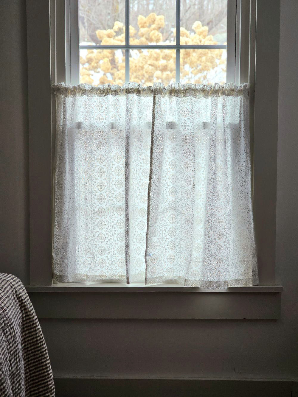 Vintage White Eyelet Lace Cafe Curtains