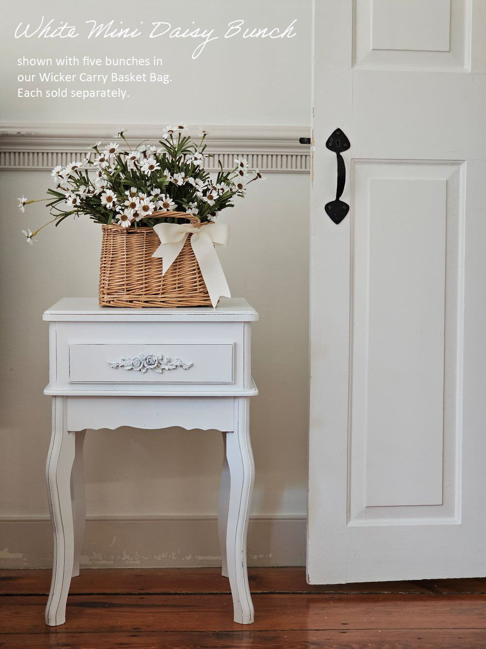 White Mini Daisy Bush