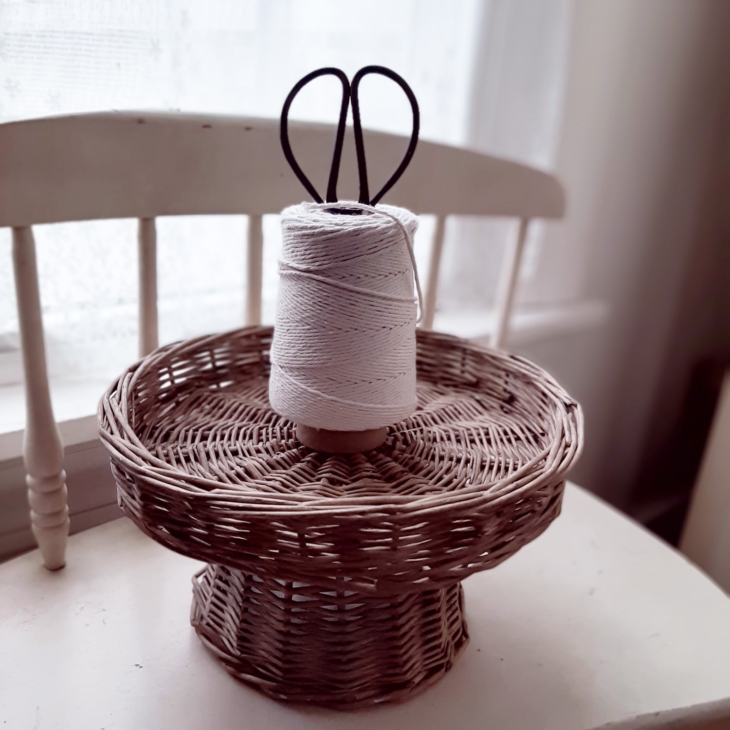 Willow Cake Stand Riser