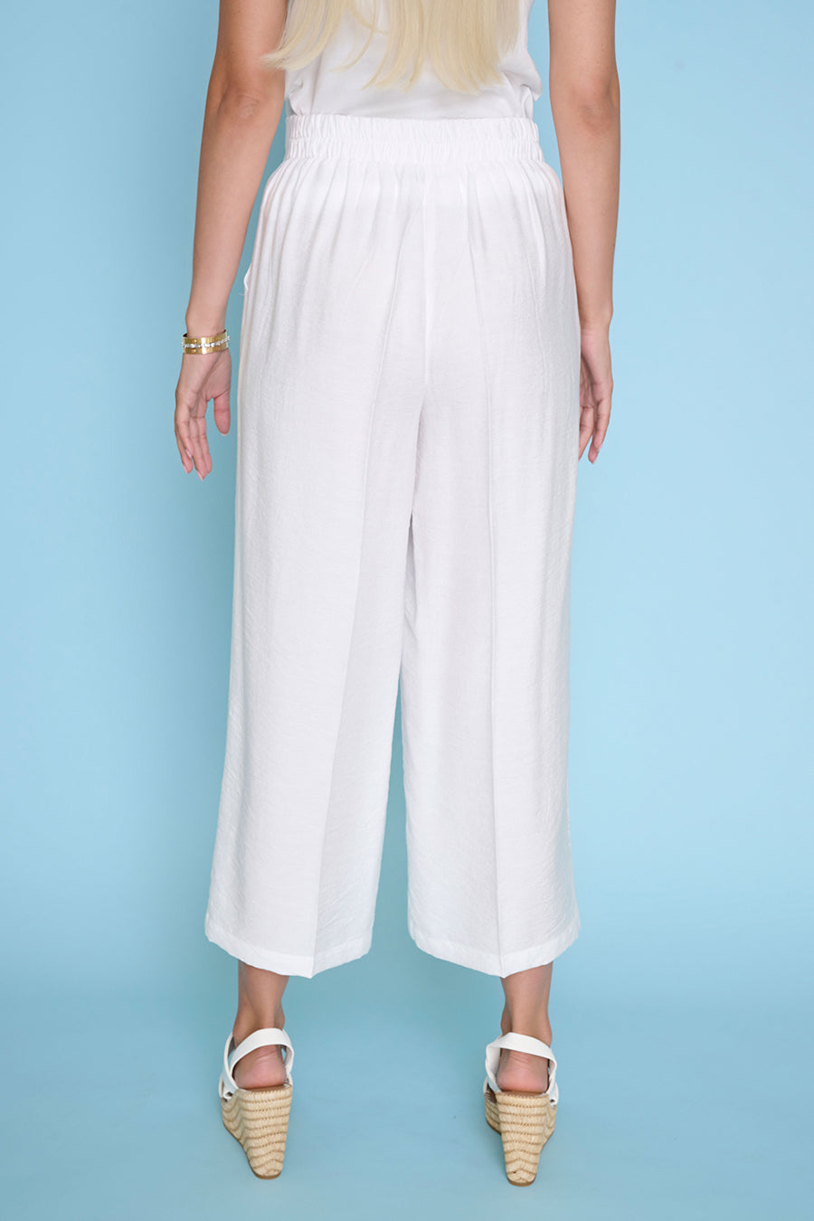 Wide-Leg Cropped Pants
